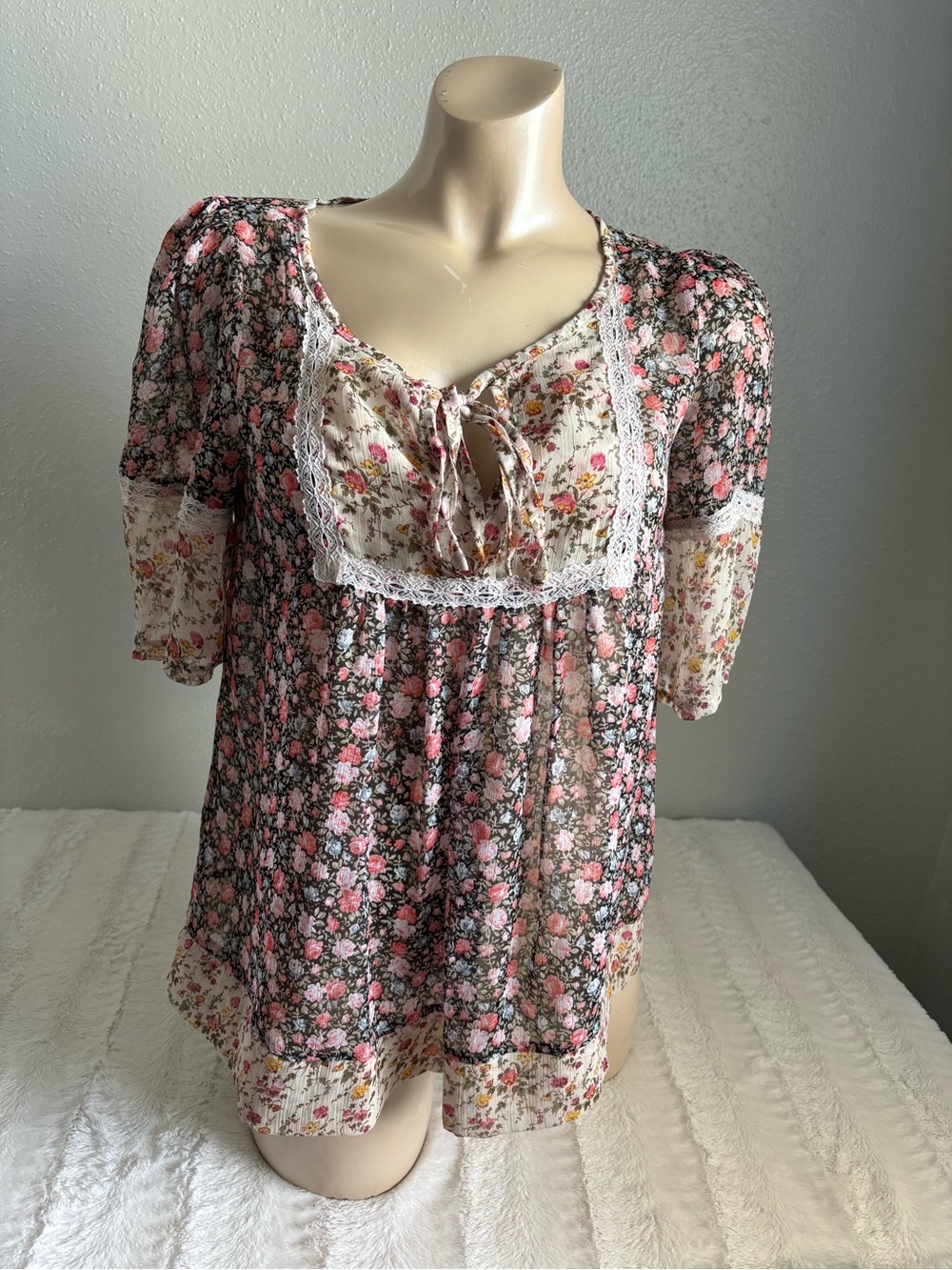 Floral Top Lace-Trim Peasant Boho Cottagecore